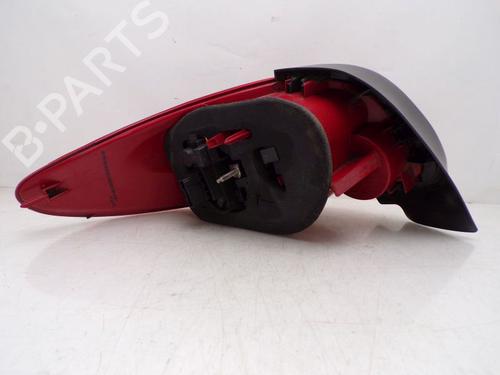 Højre baglygte PEUGEOT 206 CC (2D) 1.6 16V (2DNFUF, 2DNFUR) | BP30366478C35