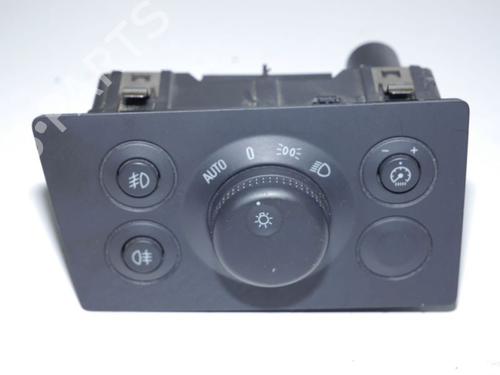 Used Headlight switch OPEL ZAFIRA / ZAFIRA FAMILY B (A05) 1.9 CDTI (M75) (150 hp) 32822532