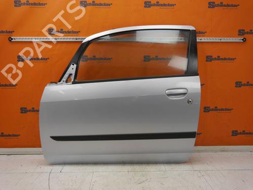 Puerta delantera izquierda MITSUBISHI COLT VI (Z3_A, Z2_A) 1.3 (Z21A) (95 hp) 32833931