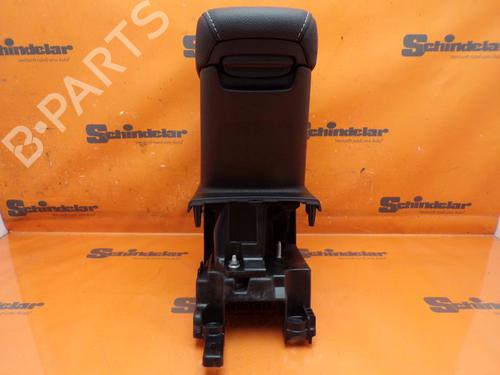 Armrest / Center console OPEL CORSA F (P2JO) 1.2 (68) | BP32649239I20