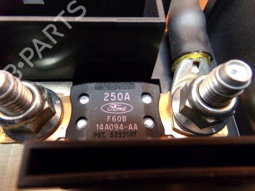 Fuse box JAGUAR XF I (X250) 3.0 | BP24415287E1 