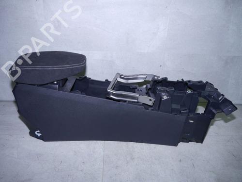 Midtkonsoll NISSAN JUKE (F16_) DIG-T 117 (117 hp) 32640357