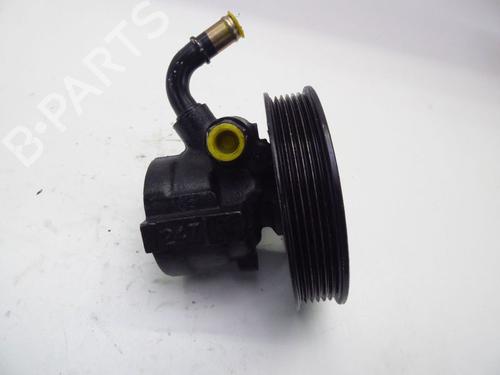 Used Steering pump VOLVO V40 Estate (645) 1.8 (115 hp) 33144698