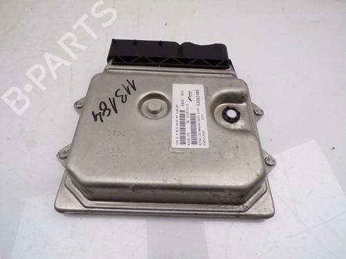 Used Engine control unit (ECU) Engine control unit (ECU) FIAT 500 (312_) 0.9 (312AXG1A, 312.AXG11) (86 hp) 33848047 33848047