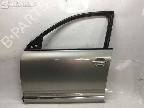 Used Left front door VW TOUAREG (7LA, 7L6, 7L7) 5.0 V10 TDI (313 hp) 24382183