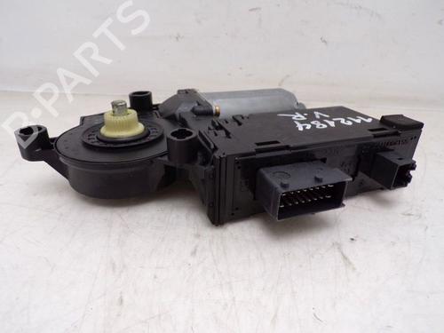 Moteur de lève-vitre avant droit PEUGEOT 307 CC (3B) 2.0 16V | BP30916761E20