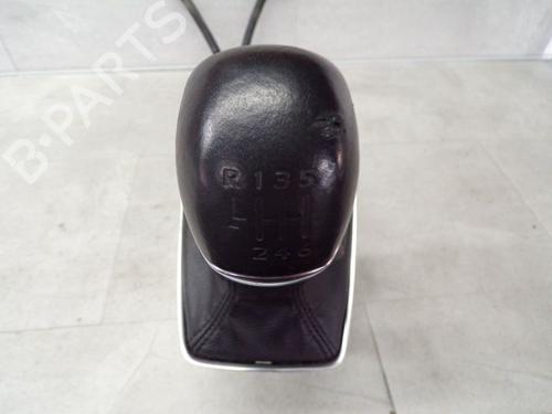 Shift knob CITROËN DS5 2.0 HDi 165 | BP33684208I34 - Image 3