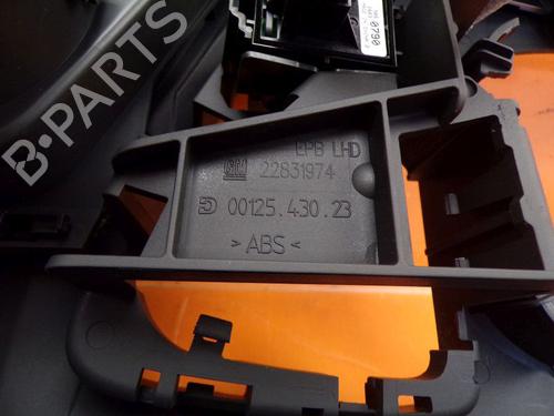 Middle console OPEL INSIGNIA A Saloon (G09) 2.0 Biturbo CDTI (69) | BP32643203I22