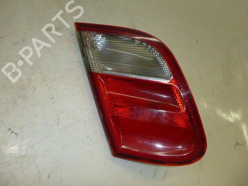 Feu de coffre gauche MERCEDES-BENZ CLK (C208) CLK 230 Kompressor (208.348) (197 hp) 32825612
