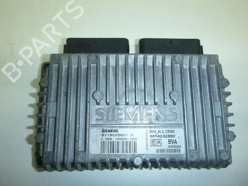 Used Engine control unit (ECU) PEUGEOT 407 SW (6E_, 6D_) 2.0 (136 hp) 32826658