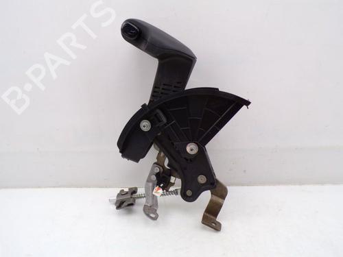 Used Hand brake FIAT 500L (351_, 352_) 1.3 D Multijet (199LXY1A, 199LXY11) (84 hp) 32839379