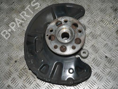 left-front-steering-knuckle-mercedes-benz-e-class-w212-2009-2010-2011-2012-2013-2014-2015-2016-37082823 main image