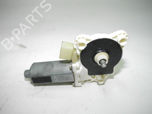 Left front window motor MERCEDES-BENZ CLK (C209) CLK 240 (209.361) | BP24383582E21 
