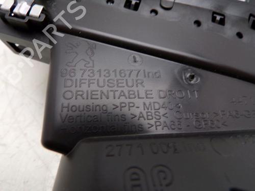 Air vent PEUGEOT 2008 I (CU_) 1.2 THP 110 / PureTech 110 | BP32651266I21