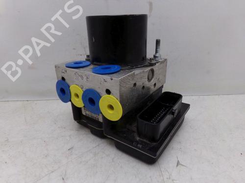 Used ABS pump SKODA FABIA II Combi (545) 1.6 TDI (105 hp) 29644761