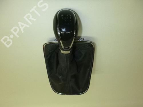 Used Shift knob OPEL INSIGNIA A (G09) 2.0 Biturbo CDTI (68) (195 hp) 32827002