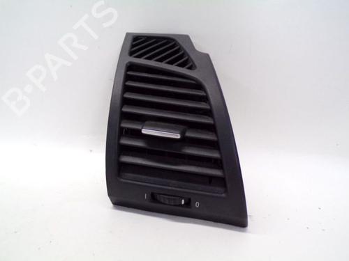 Used Air vent BMW 1 Coupe (E82) 118 d (143 hp) 24389096