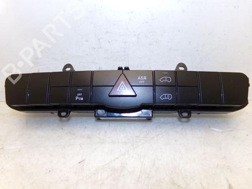 Commutateur VW CRAFTER 30-35 Bus (2E_) 2.0 TDI (136 hp) 33155468