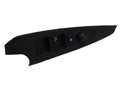 switch-mazda-2-hatchback-dl-dj-2014-37274504 main image
