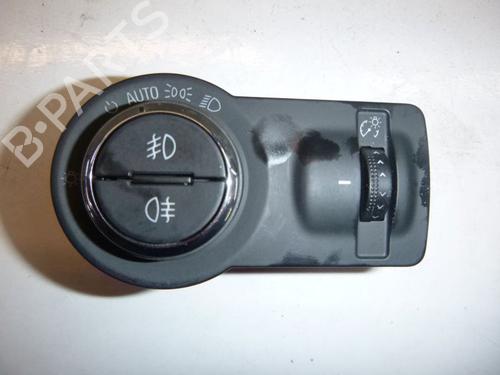 Used Headlight switch OPEL ASTRA J Sports Tourer (P10) 2.0 CDTI (35) (165 hp) 24382966