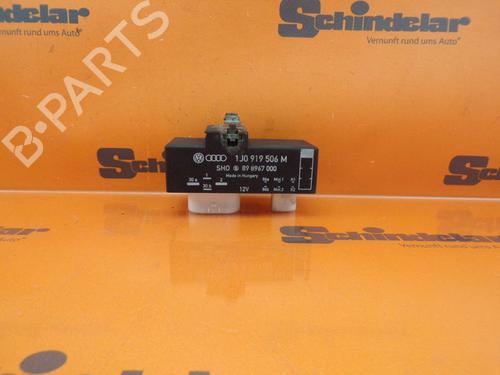 Used Electronic sensor VW POLO IV (9N_, 9A_) 1.2 12V (64 hp) 32642050