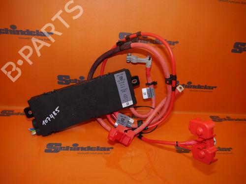 Used Fuse box JAGUAR XE (X760) 2.0 D (180 hp) 32829535