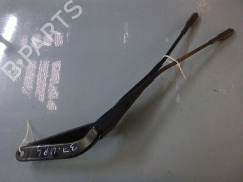 Used Front windshield wiper arm Front windshield wiper arm BMW 1 (E87) 116 i (115 hp) 33138737 33138737