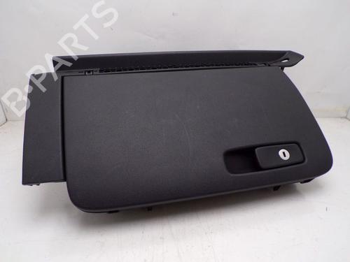 Used Glove box AUDI A1 Sportback (8XA, 8XF) 1.0 TFSI (95 hp) 30366423
