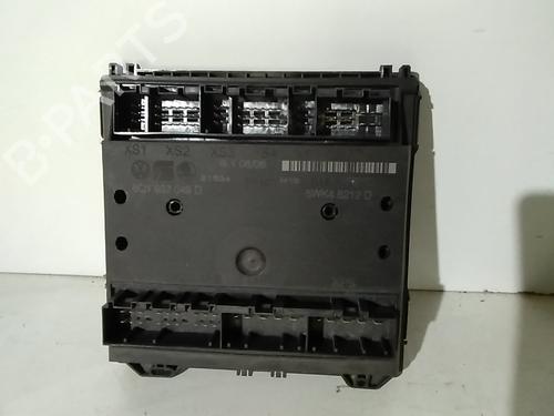 Used Fuse box VW POLO IV (9N_, 9A_) [2001-2014]  17246341