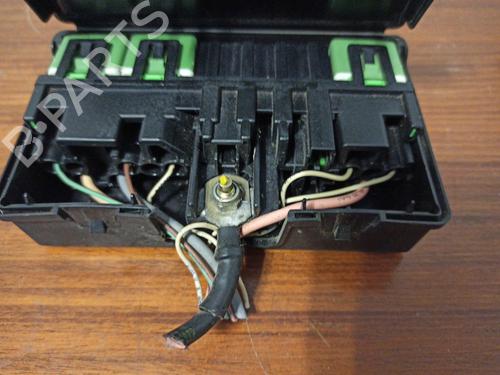 Skrzynka bezpieczników PEUGEOT 407 SW (6E_, 6D_)  | BP17246898E1 