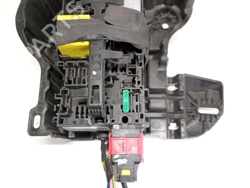 Fuse box PEUGEOT 208 I (CA_, CC_)  | BP17247160E1 