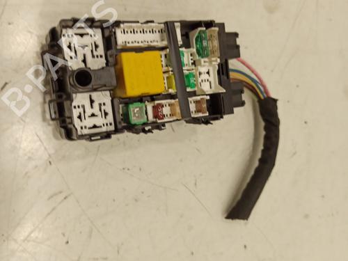 Fuse box PEUGEOT 308 II (LB_, LP_, LW_, LH_, L3_)  | BP17247777E1 