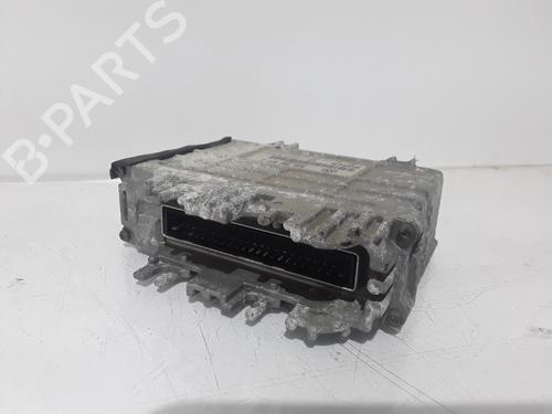 Used Engine control unit (ECU) VW POLO III (6N1) 50 1.0 (50 hp) 17295358