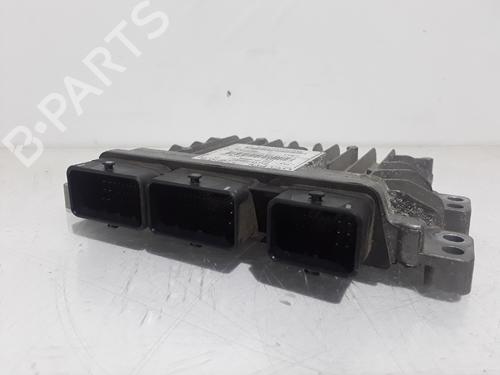 Used Engine control unit (ECU) RENAULT CLIO III (BR0/1, CR0/1) [2005-2014]  17290257