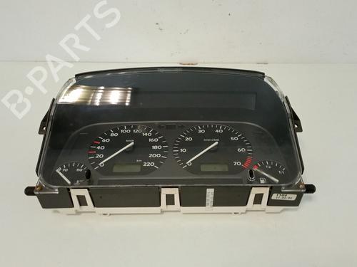 Used Instrument cluster VW GOLF III (1H1) [1989-2000]  17248517