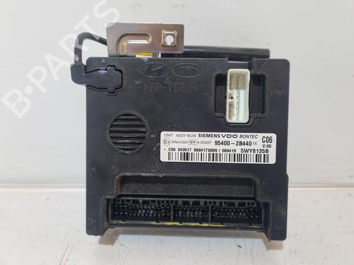 Used Electronic module HYUNDAI SANTA FÉ II (CM) [2005-2015]  17295882