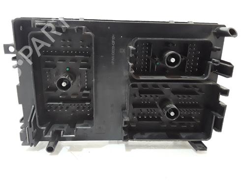 Fuse box OPEL ASTRA J (P10) | BP17296110E1