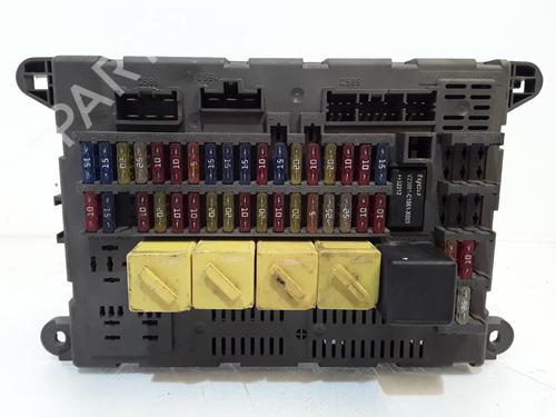 Used Fuse box LAND ROVER FREELANDER I (L314) [1998-2006]  17296133
