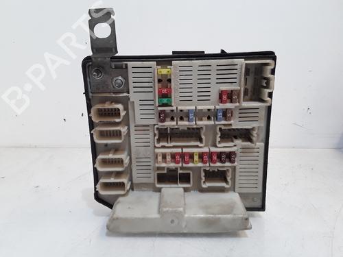 Used Fuse box RENAULT MEGANE II Estate (KM0/1_) [2003-2012]  17296436