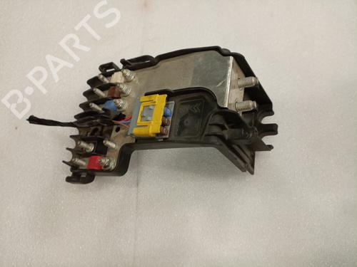 Used Fuse box CITROËN BERLINGO MULTISPACE (B9) [2008-2025]  17250640