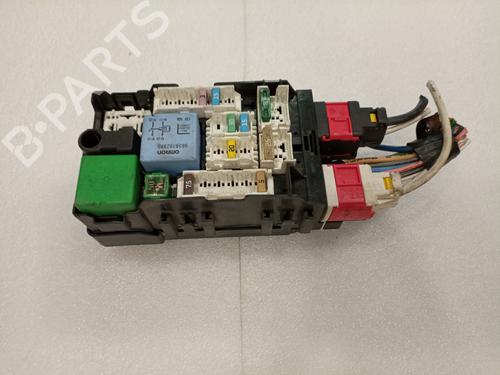 Fuse box CITROËN C4 II (NC_) | BP17250747E1