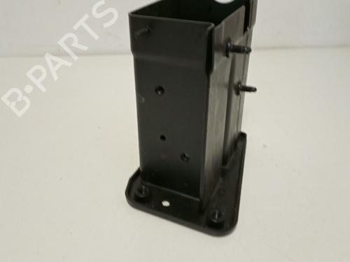 Used Support AUDI A4 B8 (8K2) [2007-2017]  17251230