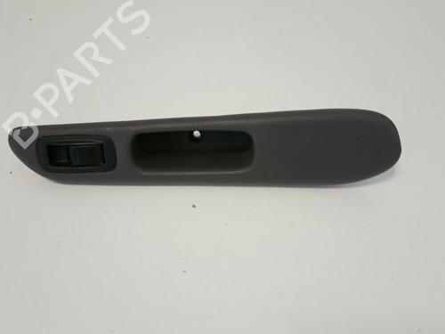 Used Right rear window switch TOYOTA AVENSIS (_T22_) [1997-2003]  17251633