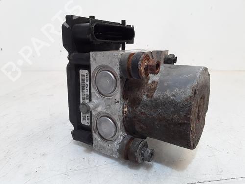 ABS Bremseaggregat TOYOTA AVENSIS Saloon (_T25_) [2003-2009]  17296963