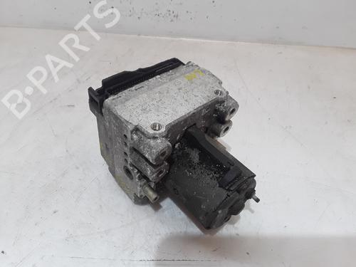 Abs pomp VOLVO V40 Estate (645) [1995-2004]  17297038