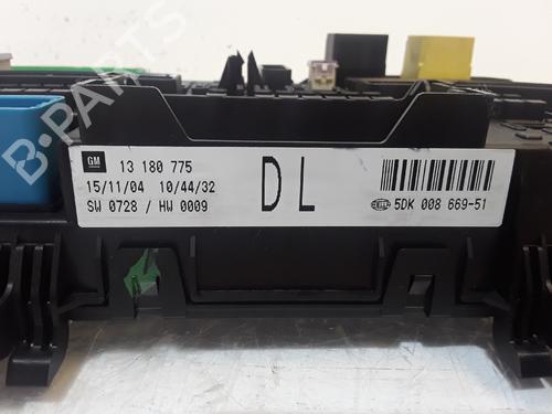 Fuse box OPEL ASTRA H Estate (A04) 1.4 (L35) | BP17297092E1 