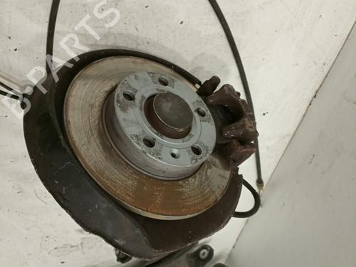 Venstre hjullagerhus spindel AUDI A4 B6 Avant (8E5)  | BP17253961M27