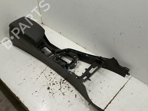 Armrest / Center console BMW 1 (F21) [2011-2024]  17254612