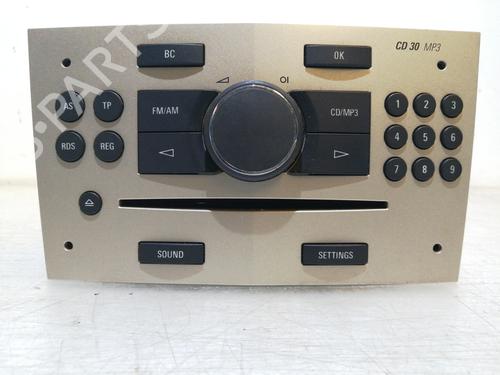 Używane Radio OPEL ASTRA H Estate (A04) [2004-2014]  17300063