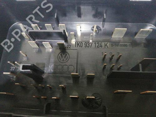 Fuse box AUDI A3 Sportback (8PA)  | BP17300712E1 